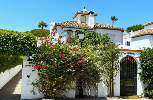 El Paraiso Villa | Villa a 3 min Playa - Urb. Benamara Dos Hermanas