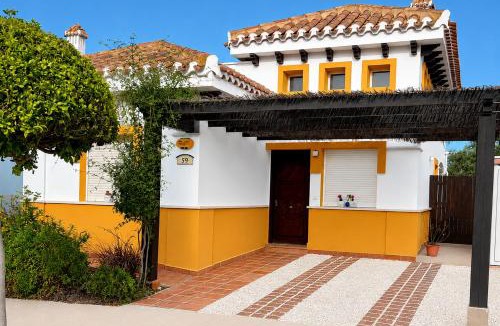 Torre-Pacheco Villa | Villa Alegre, Mar Menor Golf - 2 beds - 2 baths - private heated pool - solarium - family friendly