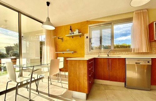 Calafat Villa | Villa Almadrava stunning 5bedroom villa with air-conditioning & private swimming pool
