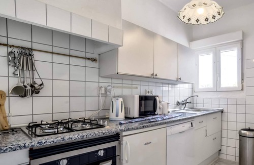 Urbanitzacio la Fustera Villa | Villa Ametler - Plus