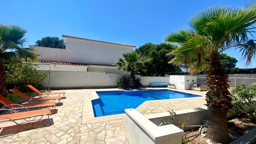Calafat Villa | VILLA ANCORA