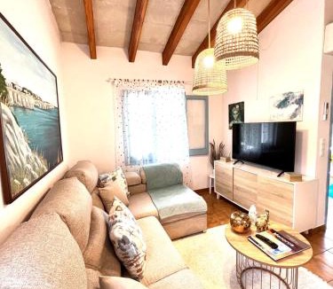 Cala Blanca Villa | Villa Arbocers