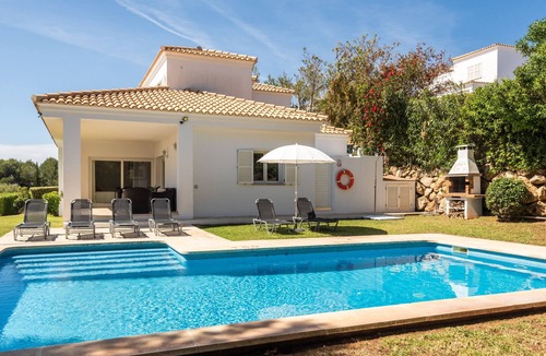 Coves Noves Villa | Villa Arual by Escape Home