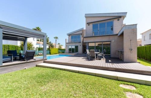Molinell Villa | Villa Beachside Retreat by ON Travel