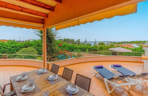 Punta Prima Ski Chalet | Villa Betonia: Wonderful villa with sea views