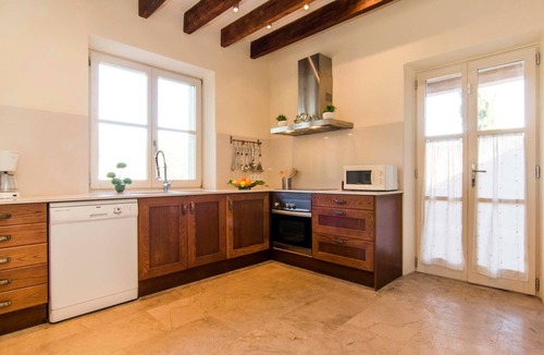 Capdepera Villa | Villa "Can Bossa" with Mountain View, Wi-Fi, Pool, Garden & Terrace