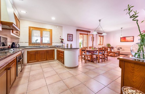 Marratxinet Villa | Villa 'Can Mirló' with Mountain View, Pool & Wi-Fi