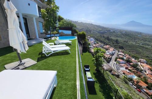 Sauzal Villa | Villa Canela & Bespoke Experiences