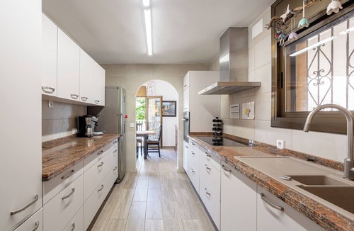 Lloret de Mar Villa | Villa "Casa Pollino" with Sea View, Heated Pool & Wi-Fi