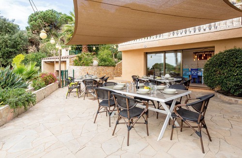 Lloret de Mar Villa | Villa "Casa Pollino" with Sea View, Heated Pool & Wi-Fi