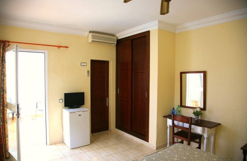 Peguera Bed & Breakfast | Villa Columbus