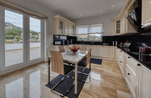 Lloret de Mar Villa | Villa 'Costacabana - Madison' with Private Pool, Private Terrace and Wi-Fi