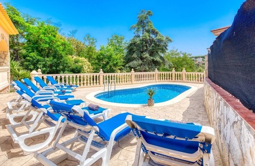 Lloret de Mar Villa | Villa "Costacabana - Sarai" with Private Pool, Private Terrace und Wi-Fi