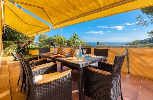 Blanes Villa | Villa "Costacabana - Santa Cristina" with Sea View, Private Pool & Wi-Fi