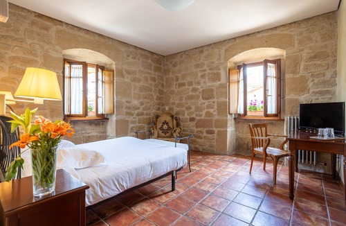 Abalos Hotel | Villa de Abalos