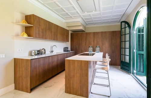 Sitges Villa | Villa De Los Leones - Seven Bedroom Villa, Sleeps 19