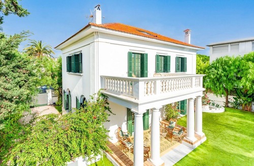 Sitges Villa | Villa De Los Leones - Seven Bedroom Villa, Sleeps 19