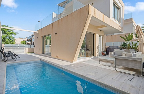 Pueblo Latino Villa | Villa 'Del Mar 16' with Sea View, Wi-Fi and Air Conditioning