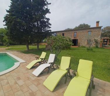 Vidreres House | Villa del Remei