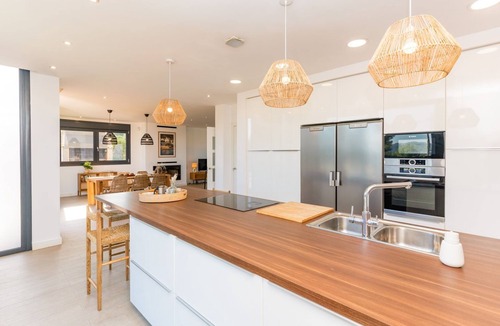 Vora-Sitges Villa | Villa Divina - Five Bedroom Villa, Sleeps 9