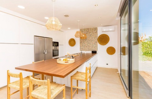 Vora-Sitges Villa | Villa Divina - Five Bedroom Villa, Sleeps 9