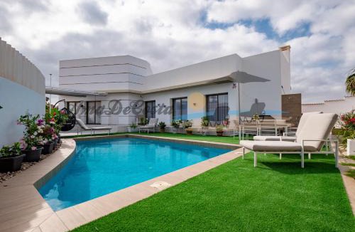 Quesada Villa | Villa Dominica