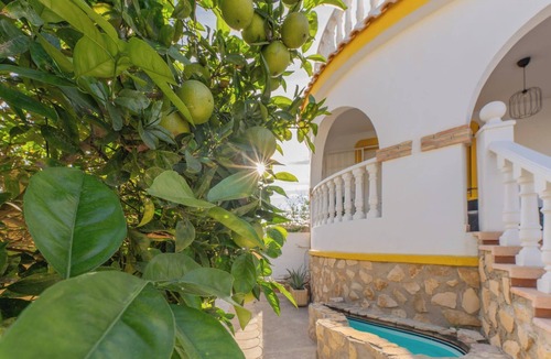 Gran Alacant Ski Chalet | Villa Dr.Alejandro Iglesias