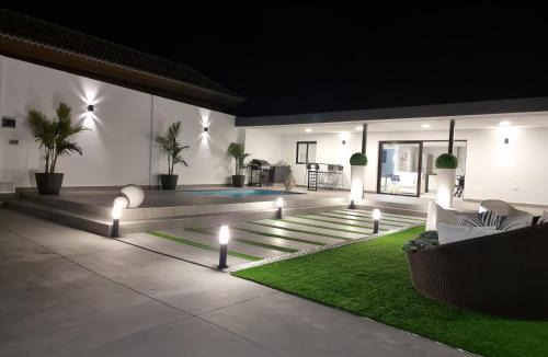 Buzanada Villa | ViLLA DREAMS JF