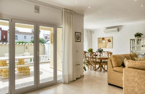 Empuriabrava Villa | Villa Empuries A2