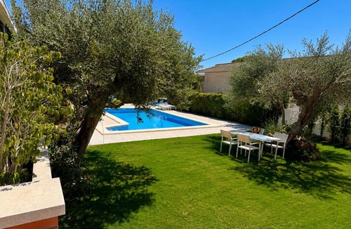 Botarell Villa | Villa entre viñas y mar