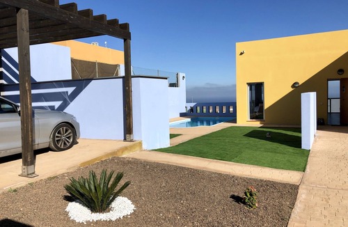 Castillo Caleta de Fuste House | VILLA NICOLETTI - SEA VIEWS, EVERYTHING YOU READ INCLUDED FOR YOUR COMFORT!