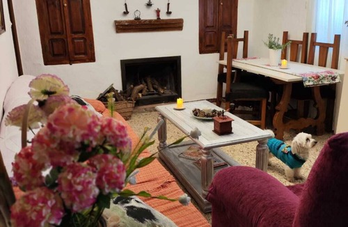 Alcaudete Cottage | Villa Cuartelillos, te Espera; Disfrútala con tu Familia o Amigos