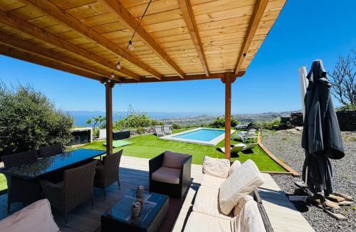 Santa Maria de Guia de Gran Canaria House | Villa Alegría Gran Canaria Piscina Climatizada