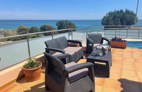 Sant Pol De Mar House | Villa Farell just in front of the sea