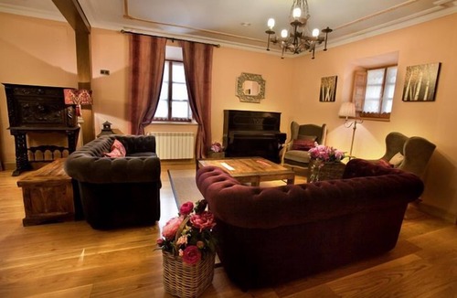 Herrera de Valdecanas House | Villa Ferrera Posada Rural