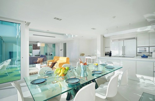 Sitges Ski Chalet | Villa in Sitges |Pool|Jacuzzi|BBQ|Views|AC|12P