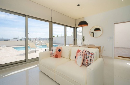 San Miguel de Salinas Villa | Villa Iris (San Miguel de Salinas)