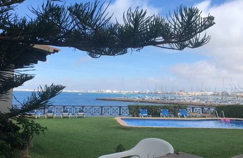 Son Veri Nou Villa | Villa Kamok. Family villa with oceanfront pool and direct access to the sea
