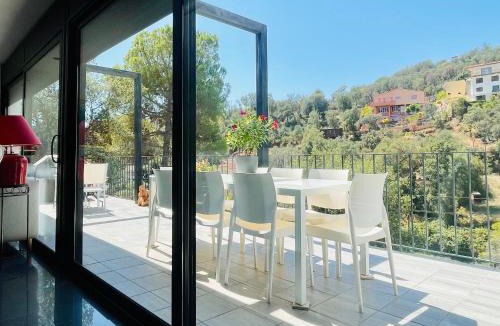 Rio d'Oro Villa | Villa Kubik by Costabravaway