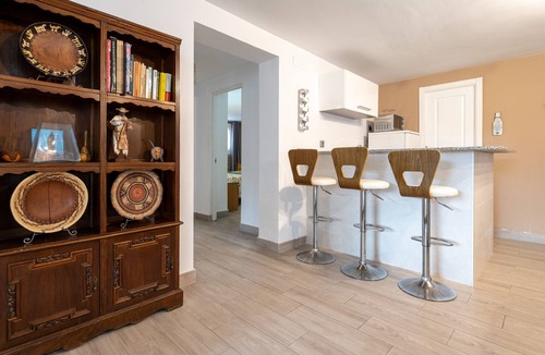 Torreblanca Villa | Villa La Rotonda with Pool, Garden & Wi-Fi