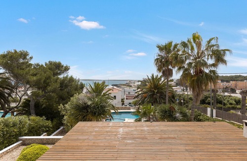 Punta Prima Villa | Villa 'Linda' with Sea View, Wi-Fi and Air Conditioning