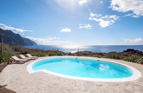 Buenavista del Norte Villa | VILLA LUXURY PUNTA DE TENO