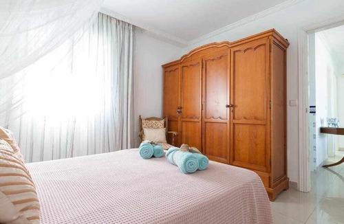Caleta de Velez Ski Chalet | Villa María con Piscina playa y vistas