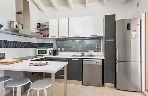 Binibeca Villa | Villa 'Mariposa' with Sea View, Wi-Fi and Air Conditioning