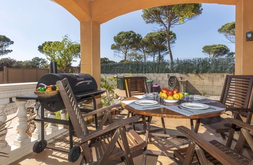La Goba House | Villa Meli by Interhome