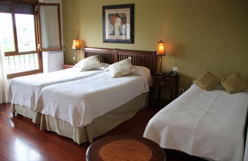 Corullon Hotel | Villa Mencia