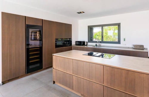Canyelles Villa | Villa Miami - Six Bedroom Villa, Sleeps 12