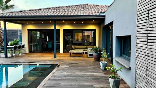Gujan-Mestras Villa | Villa Miroir d'O