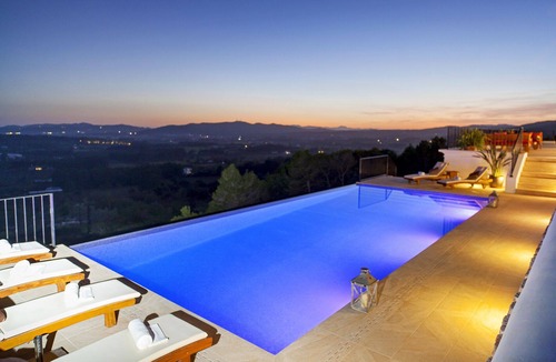 Santa Eulalia del Rio Villa | Villa Morna, tranquility in ibiza