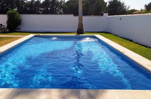 Chiclana de la Frontera Ski Chalet | Villa Orchard View in Chiclana